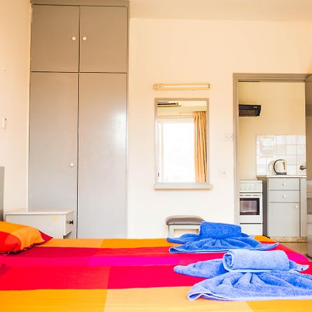 Efi Hotel Apts Ayía Nápa Extérieur photo