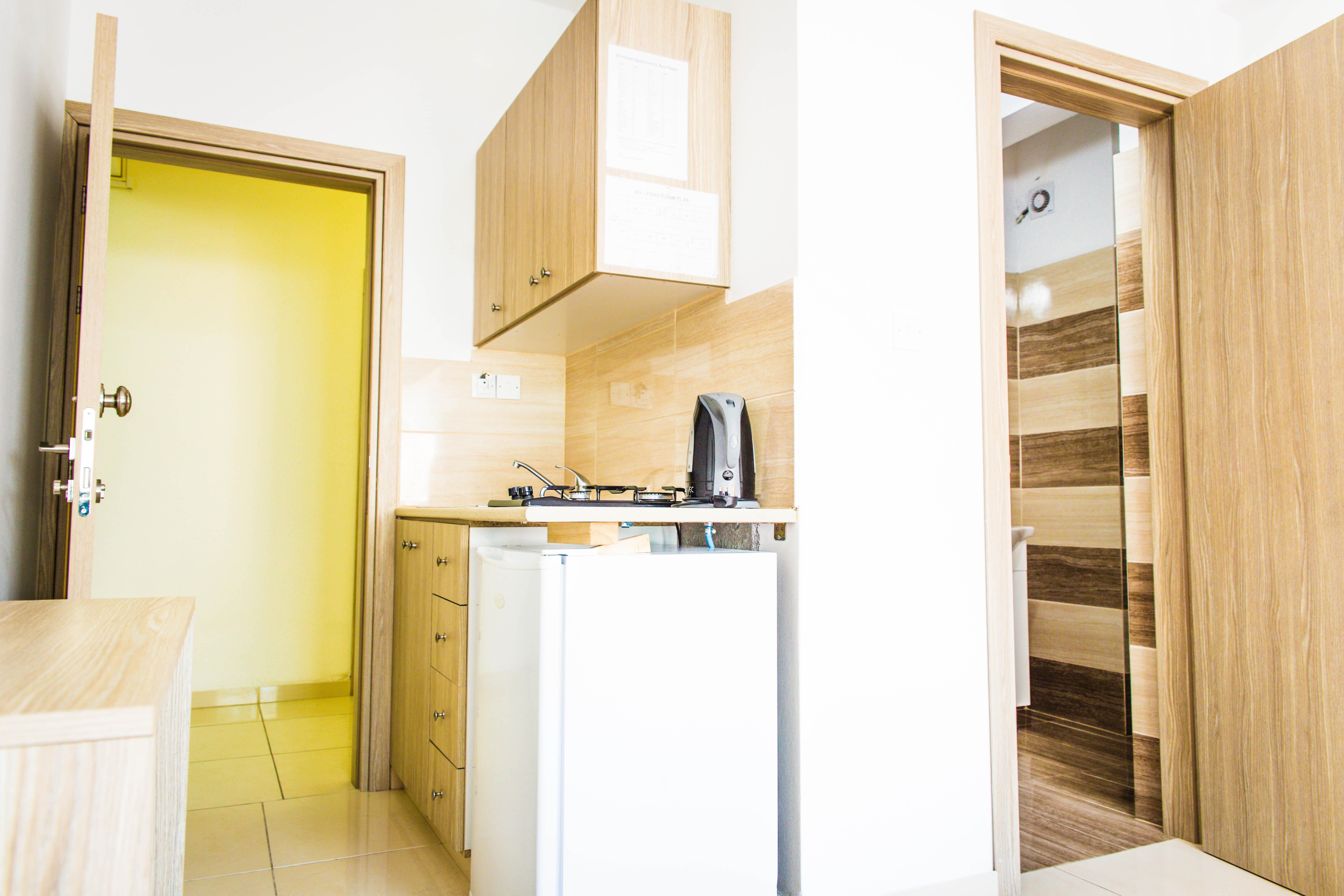 Efi Hotel Apts Ayía Nápa Extérieur photo